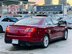 Ford Taurus